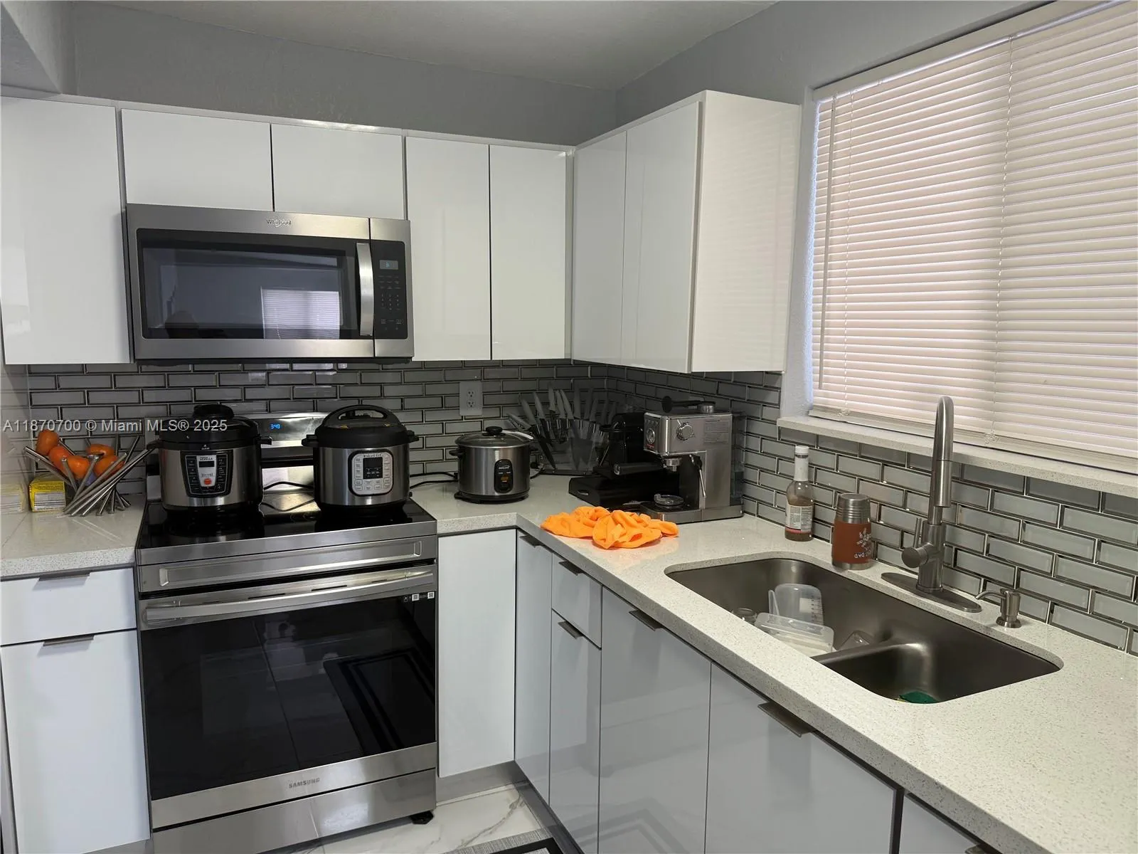 3051 NW 95th Ter