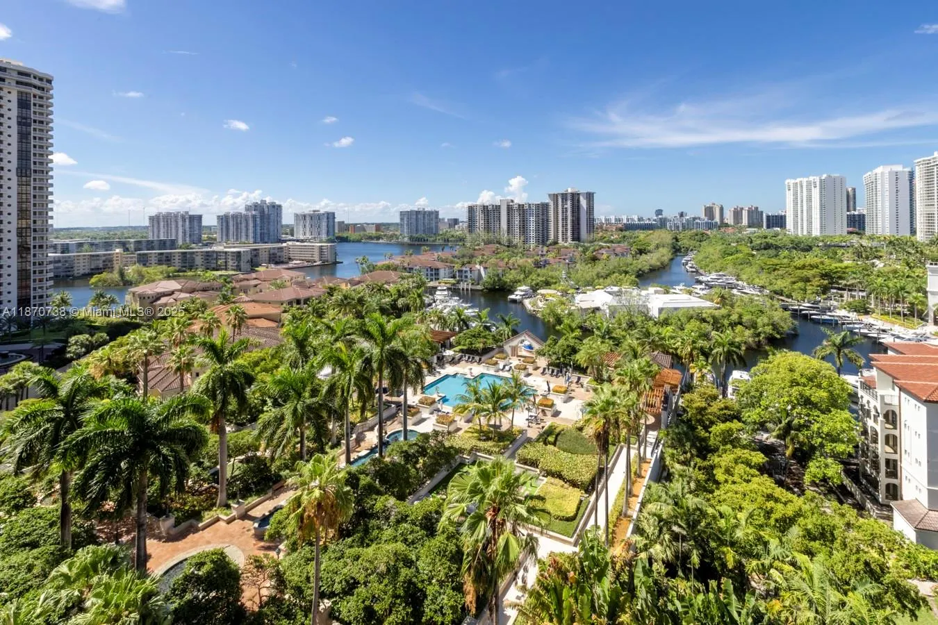 2000 Island Blvd, #1405