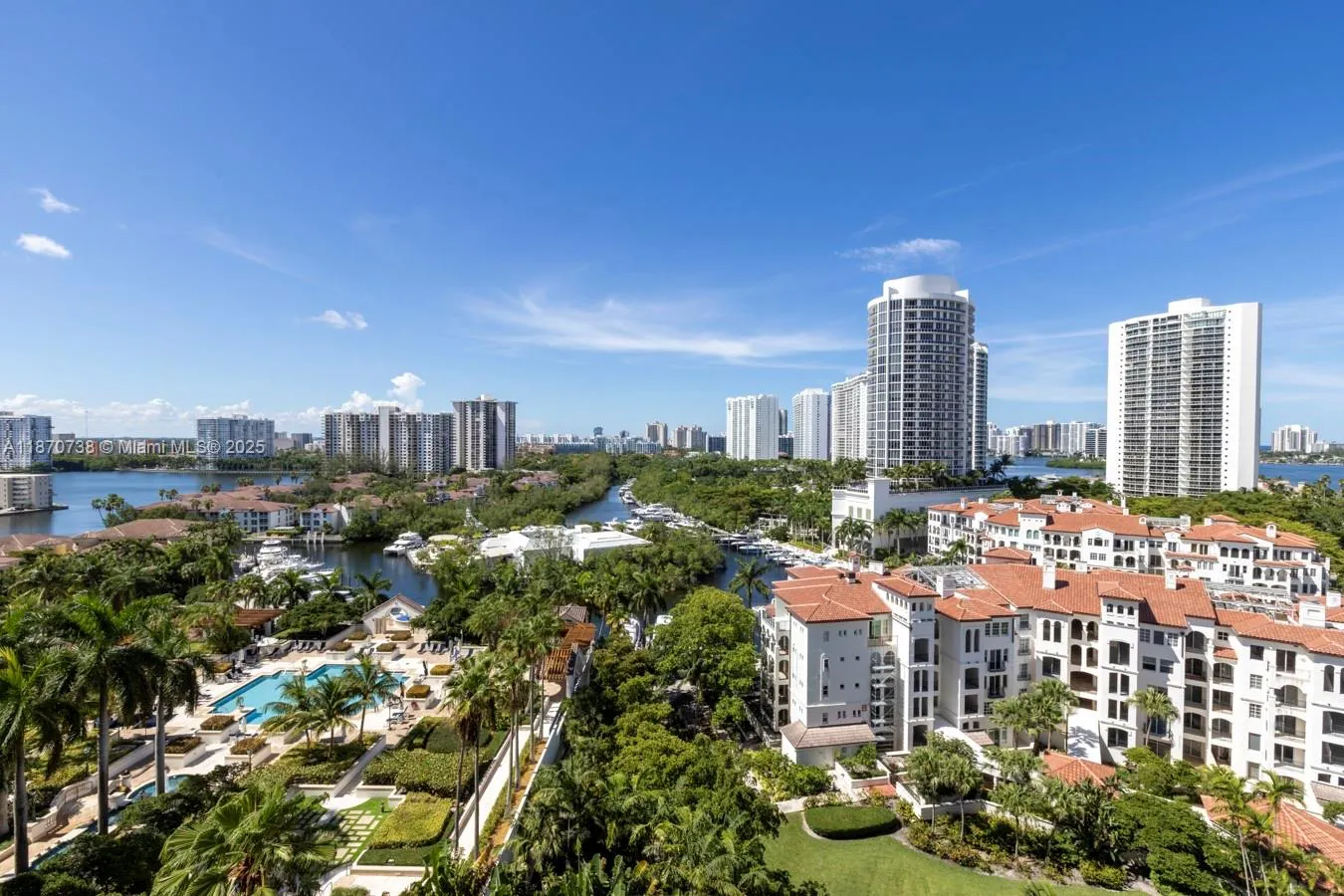 2000 Island Blvd, #1405