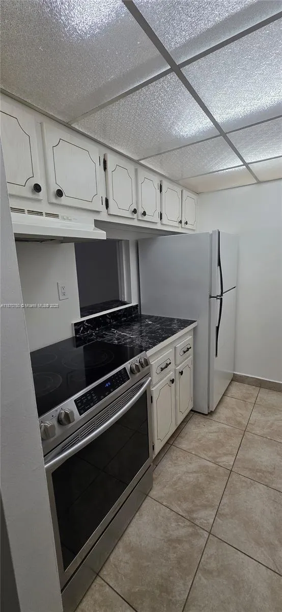 14311 N Kendall Dr, #408A