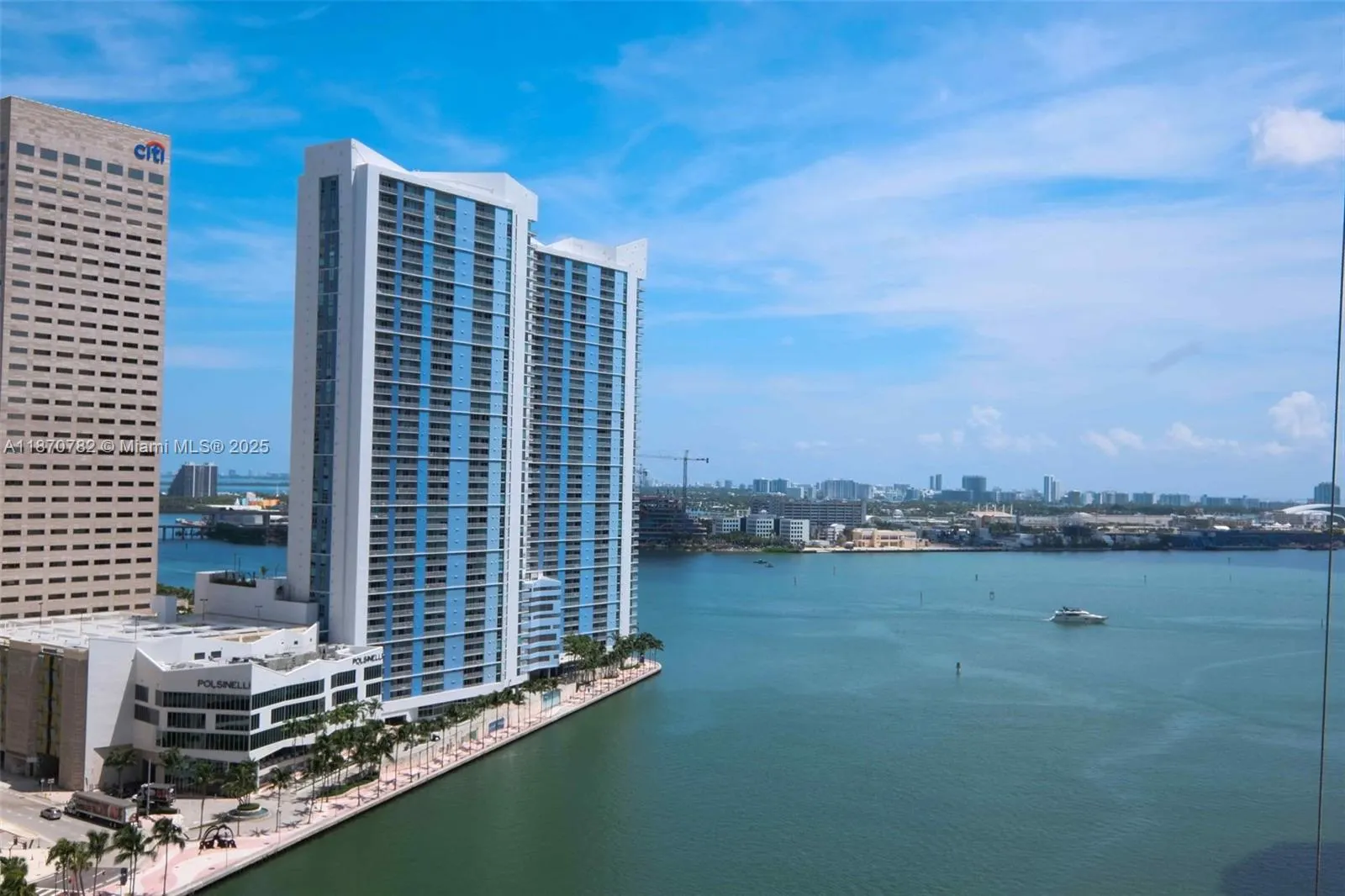 465 Brickell Ave, #2002