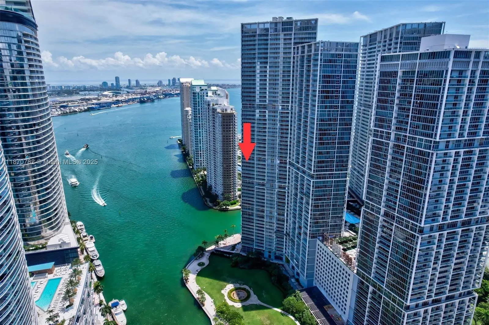 465 Brickell Ave, #2002