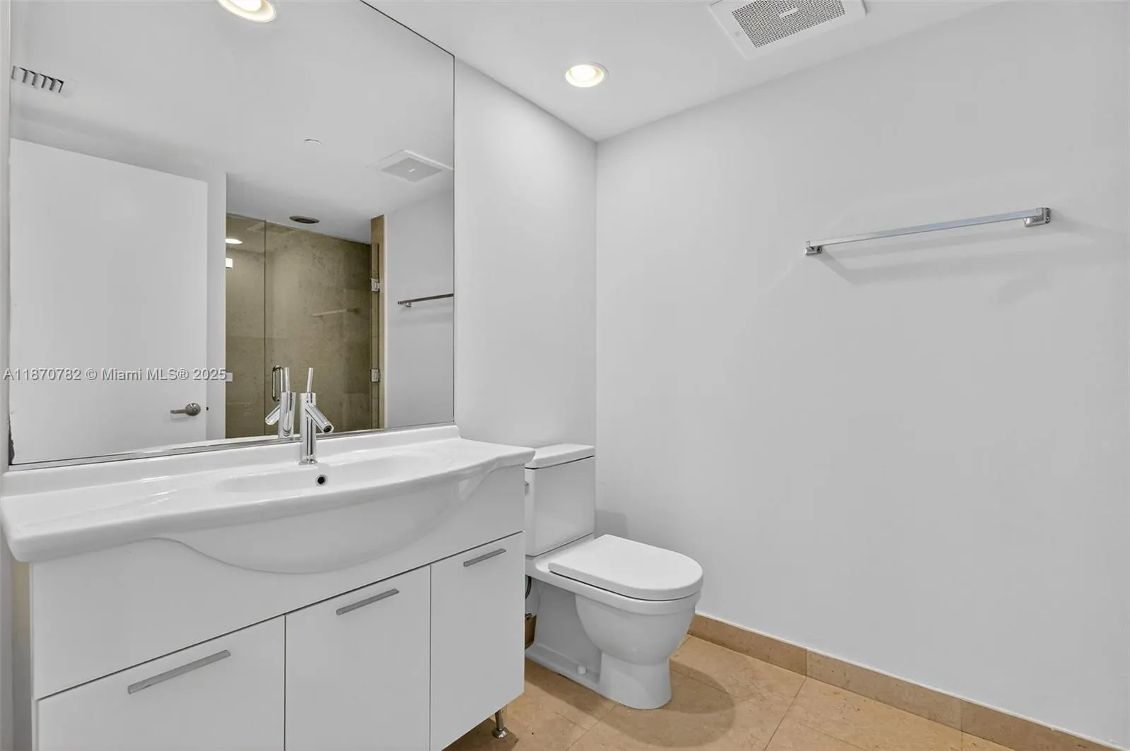 465 Brickell Ave, #2002