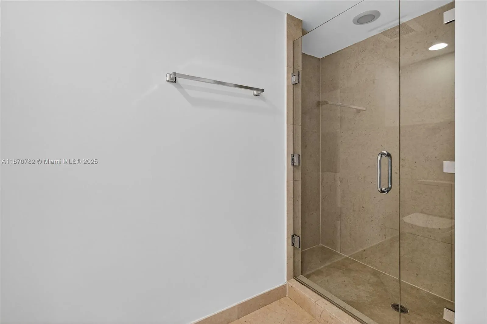 465 Brickell Ave, #2002