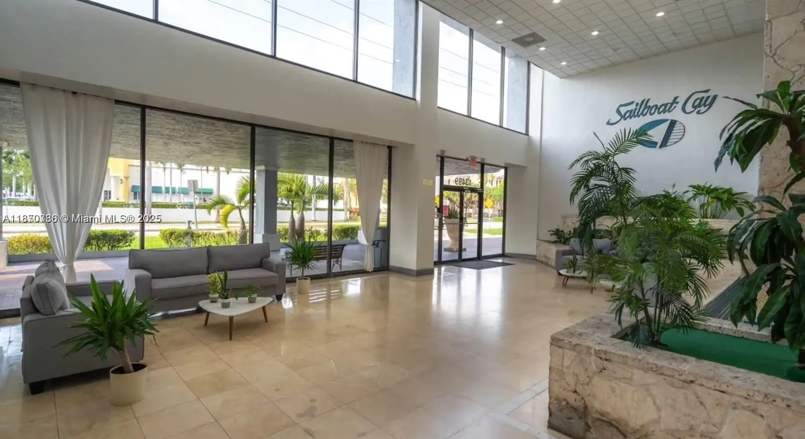 13499 Biscayne Blvd, #612