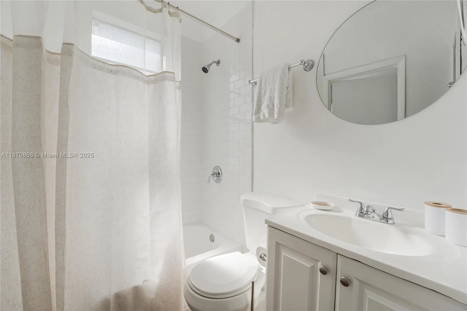 301 SW 10th Ave, #3