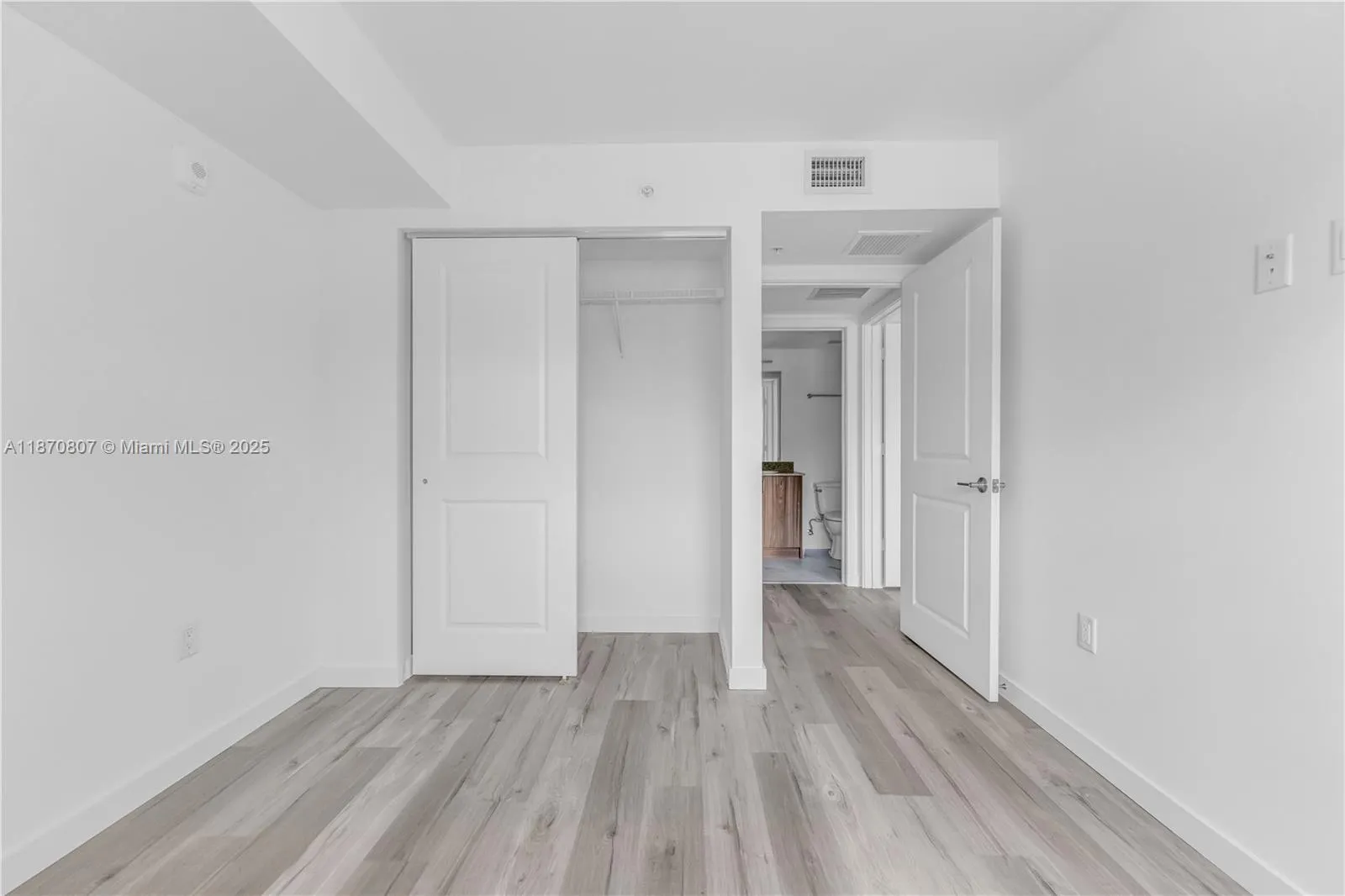 175 NW 160TH ST, #220