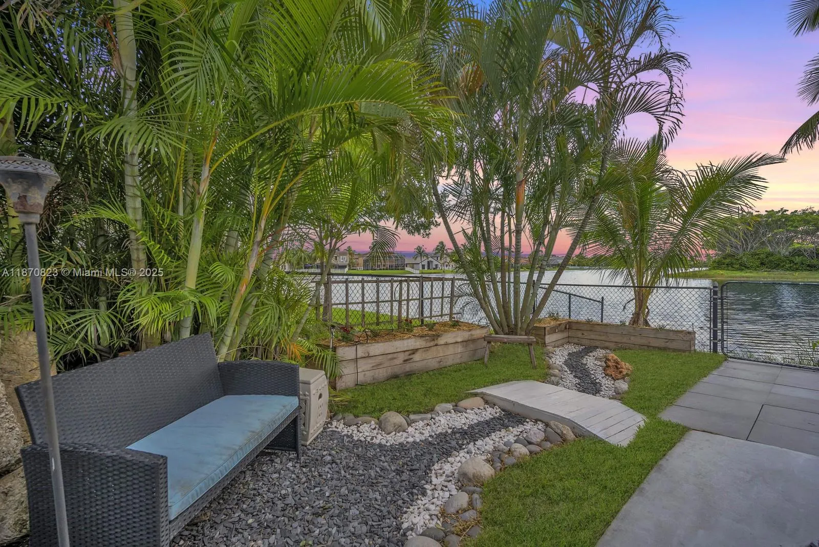 214 SW 180th Ave