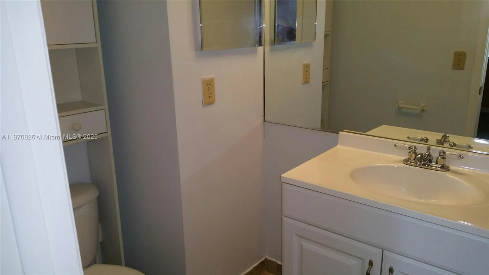 10007 Winding Lake Rd, #102