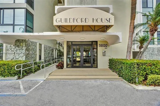 9800 W Bay Harbor Dr, #401