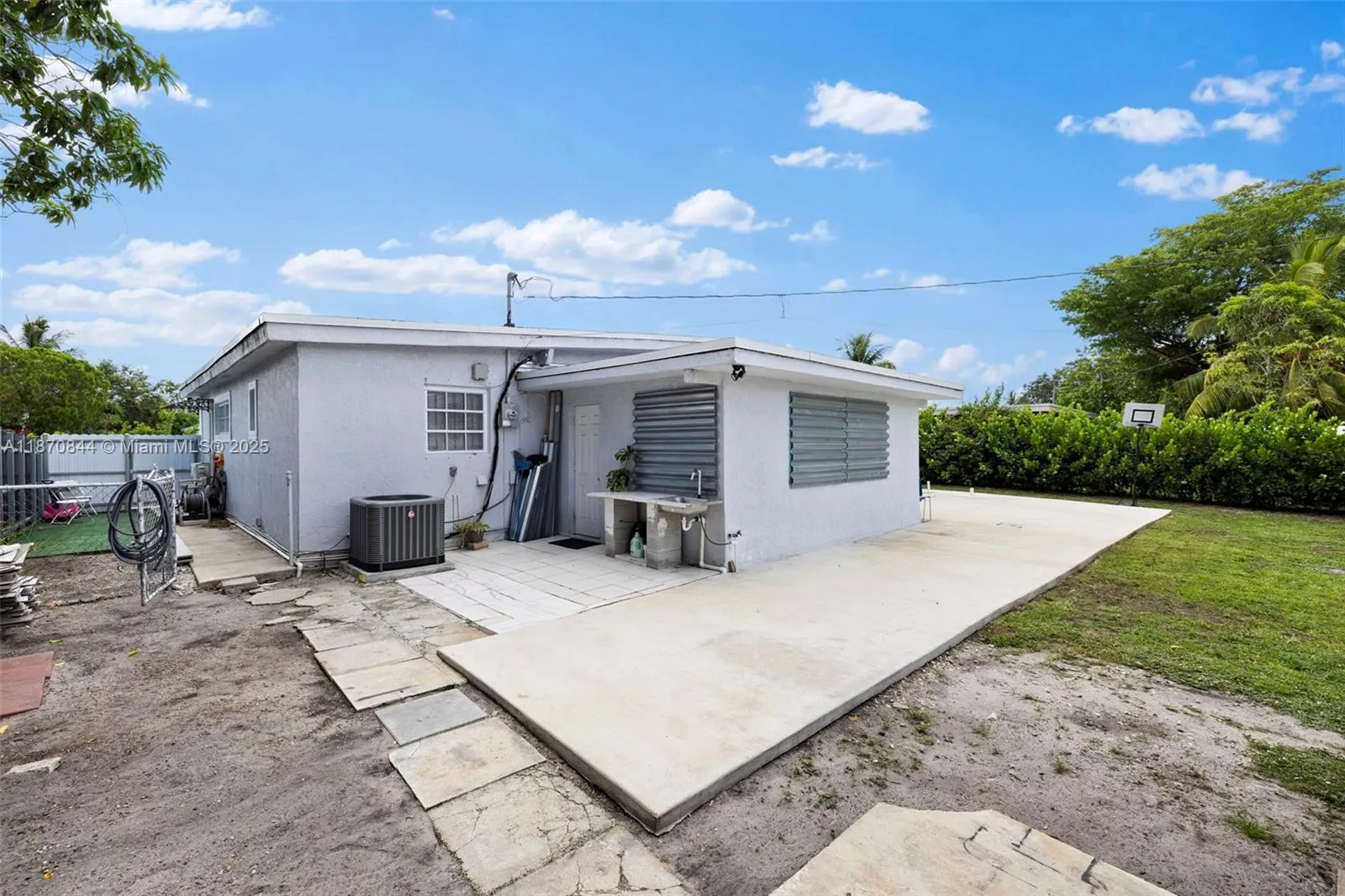 18022 NW 7th Ct