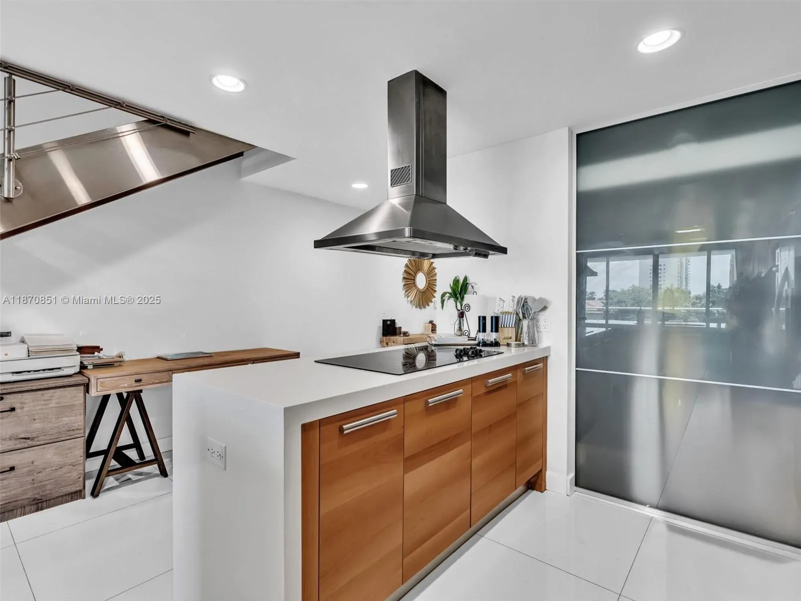 2950 NE 188th St, #312