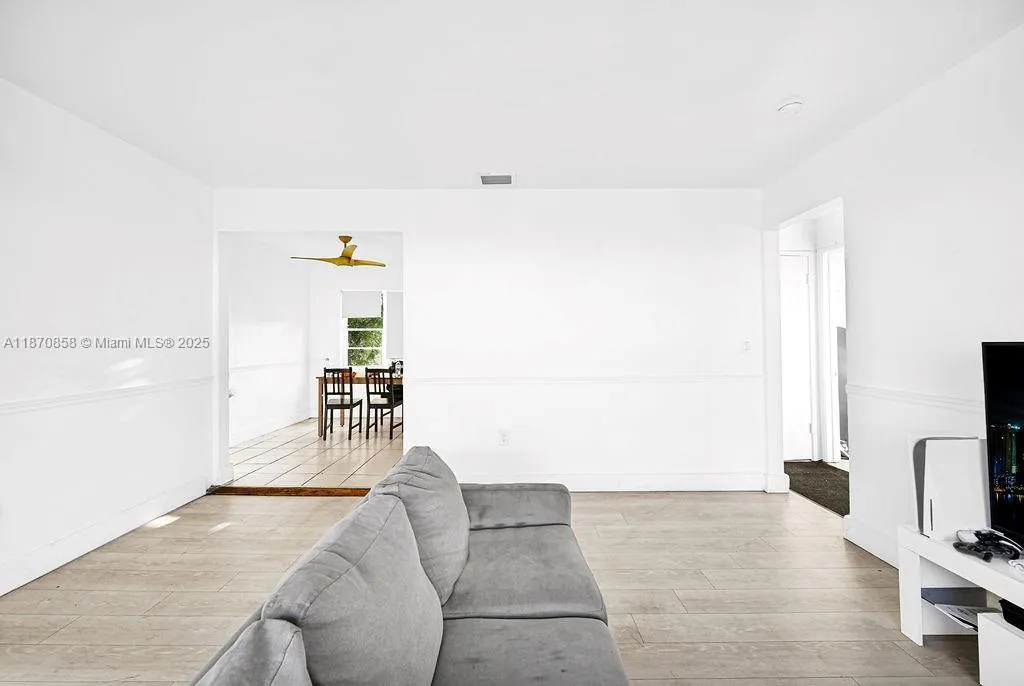 1784 Marseille Dr