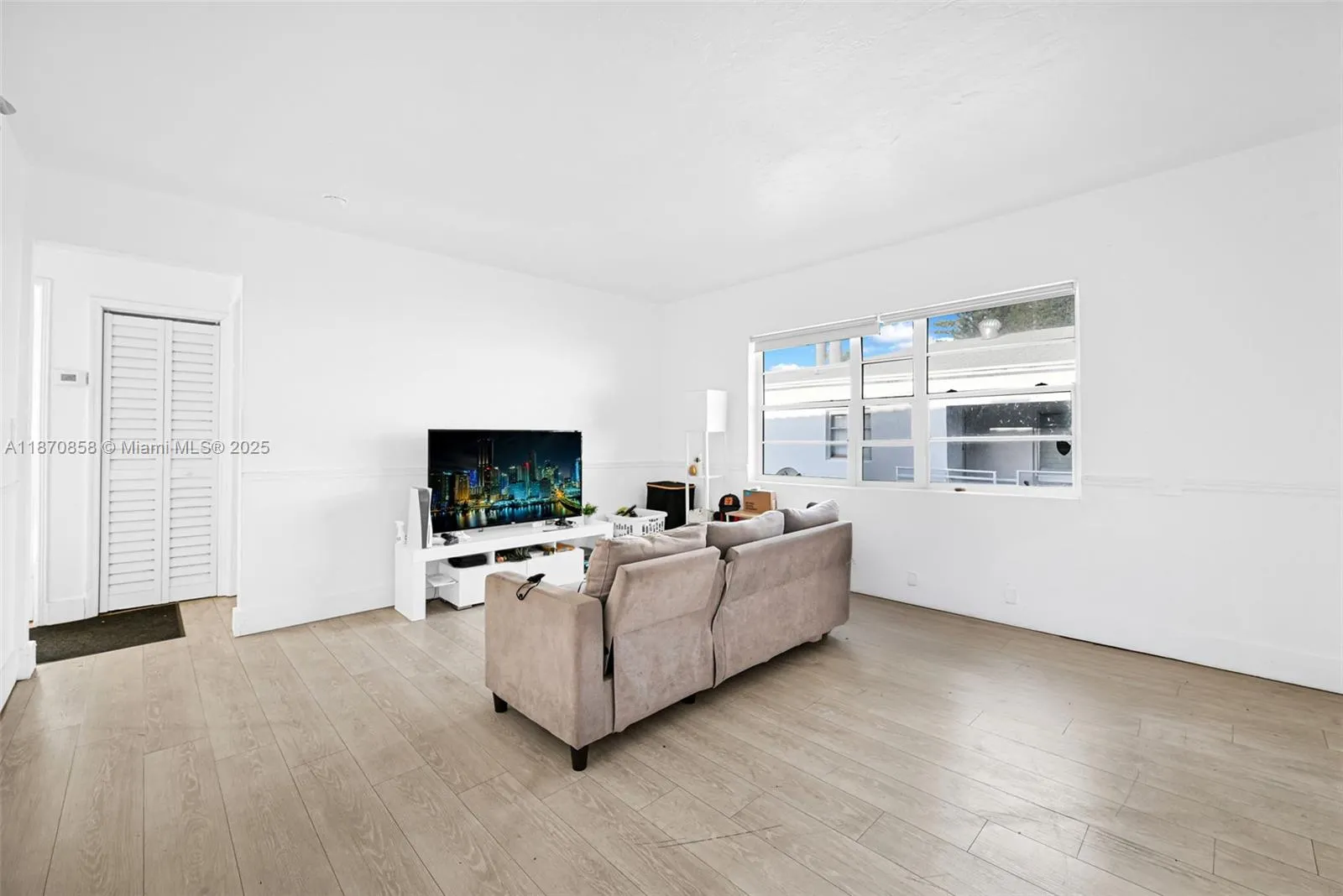 1784 Marseille Dr