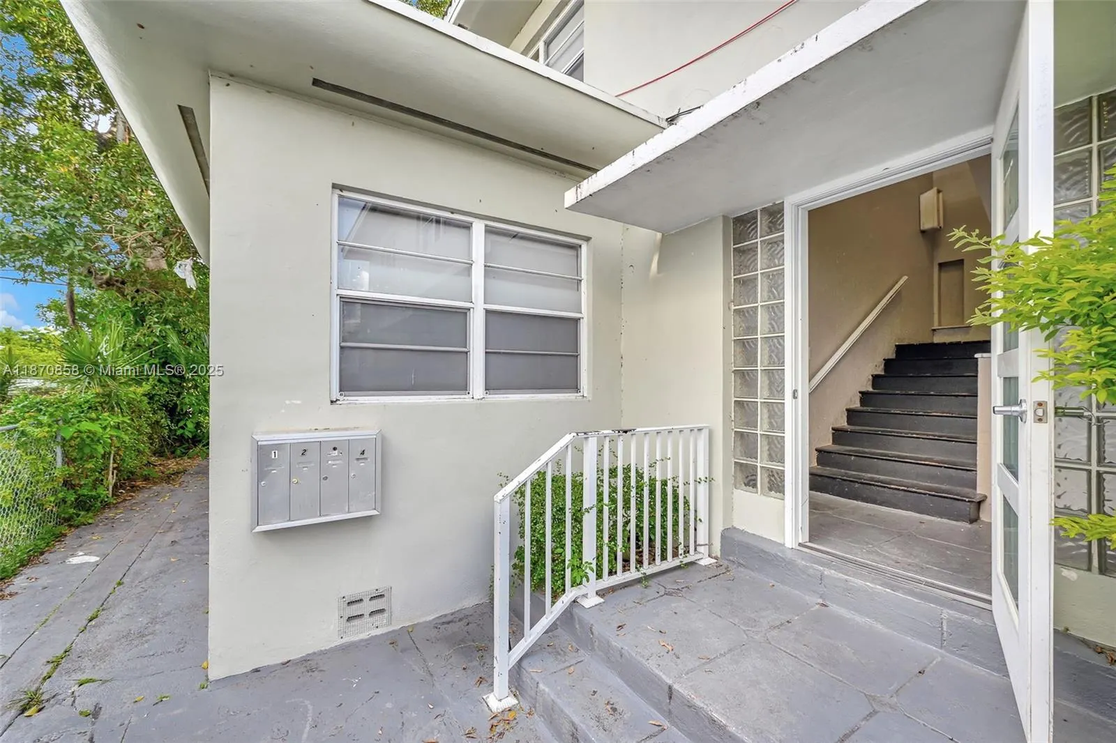 1784 Marseille Dr