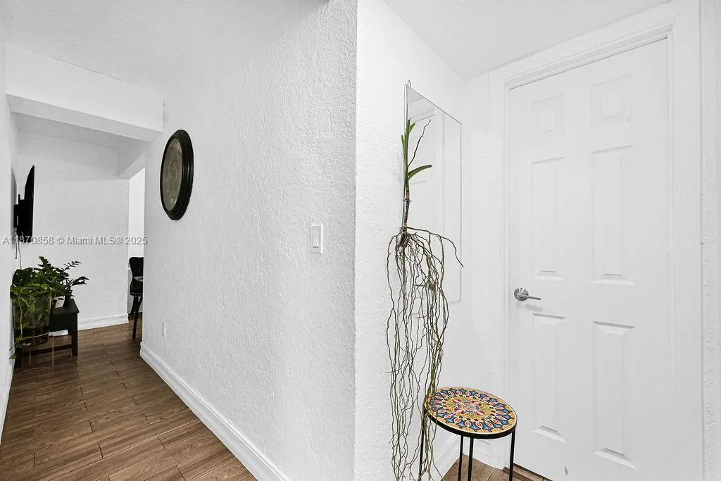 1784 Marseille Dr