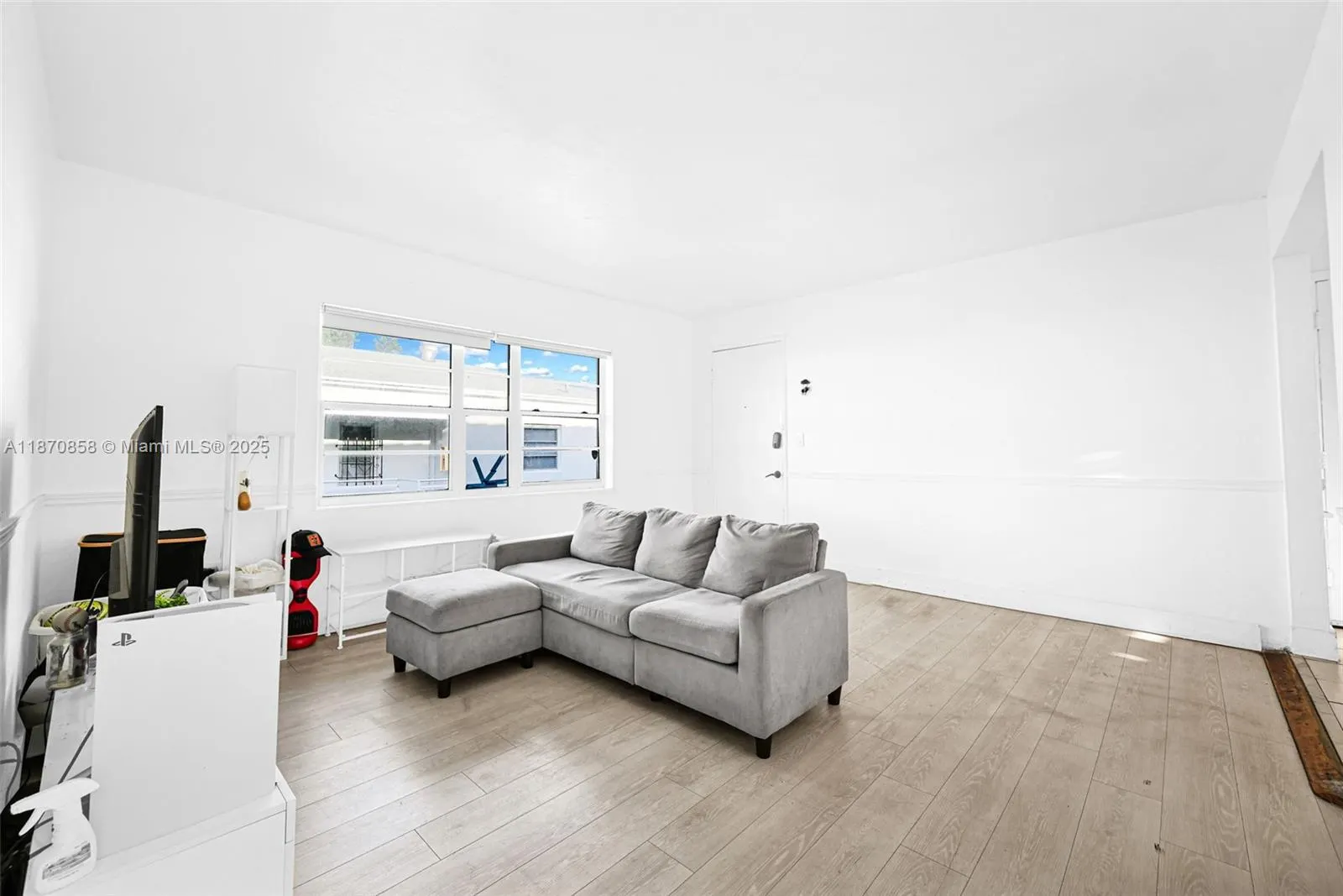 1784 Marseille Dr