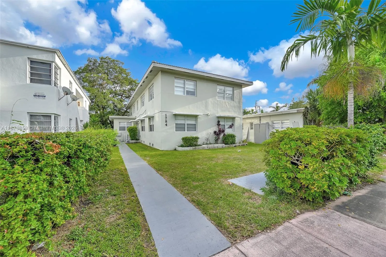 1784 Marseille Dr