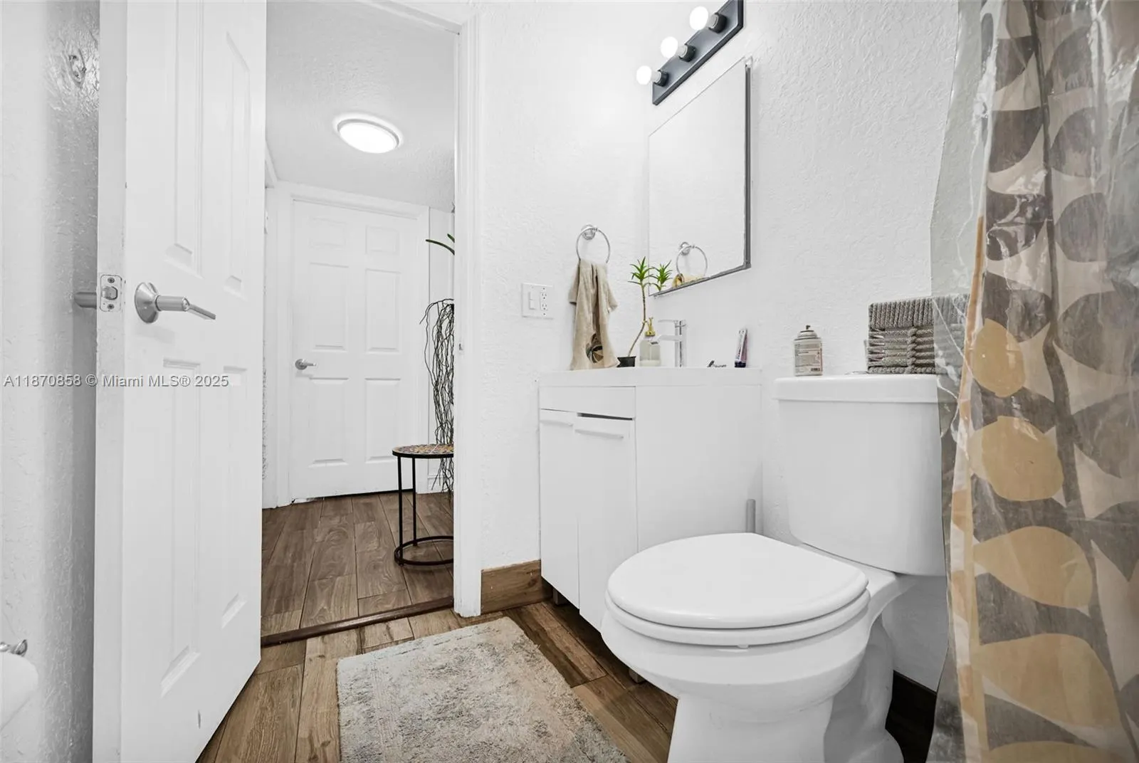 1784 Marseille Dr