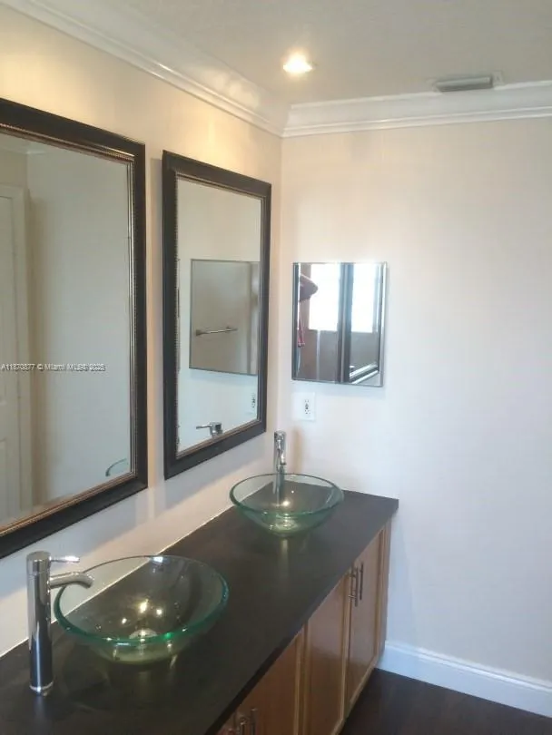9217 NW 54th St, #9217