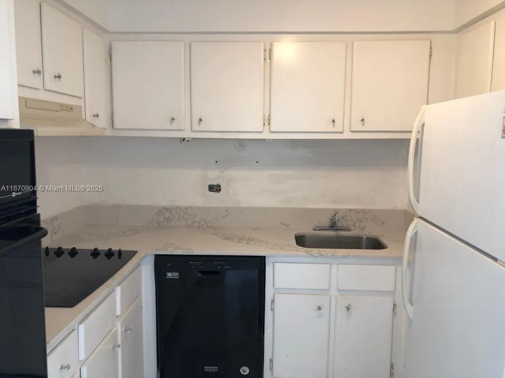 7441 Wayne Ave, #5C
