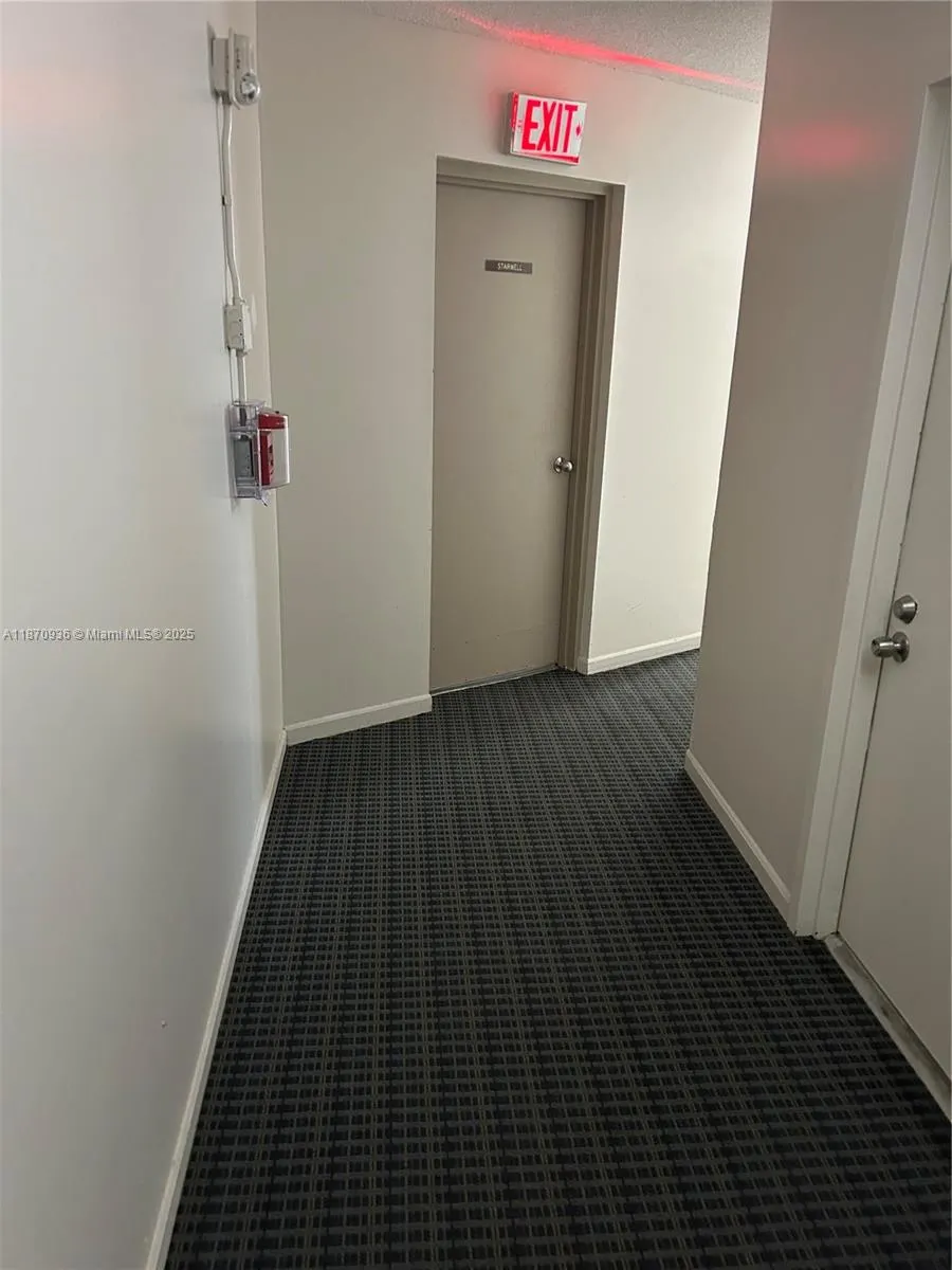 6921 Environ Blvd, #7P