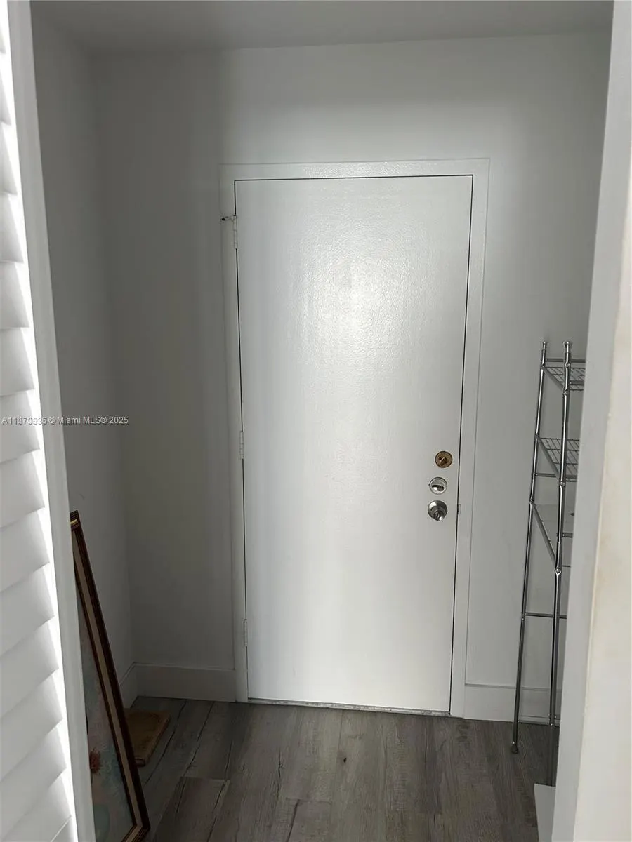 6921 Environ Blvd, #7P