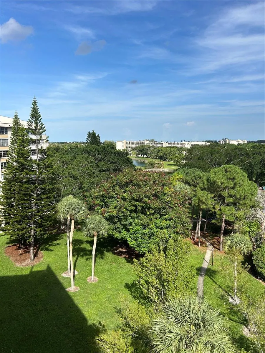 6921 Environ Blvd, #7P