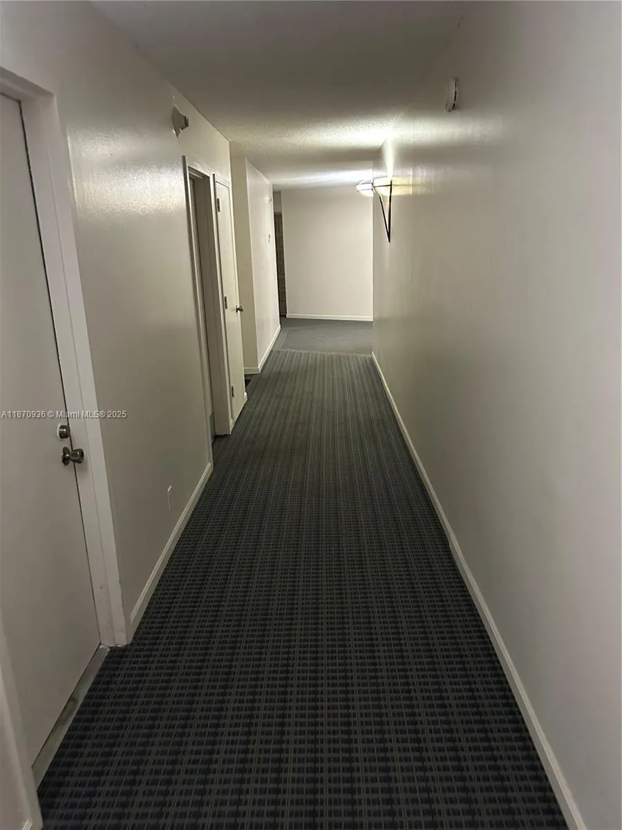 6921 Environ Blvd, #7P