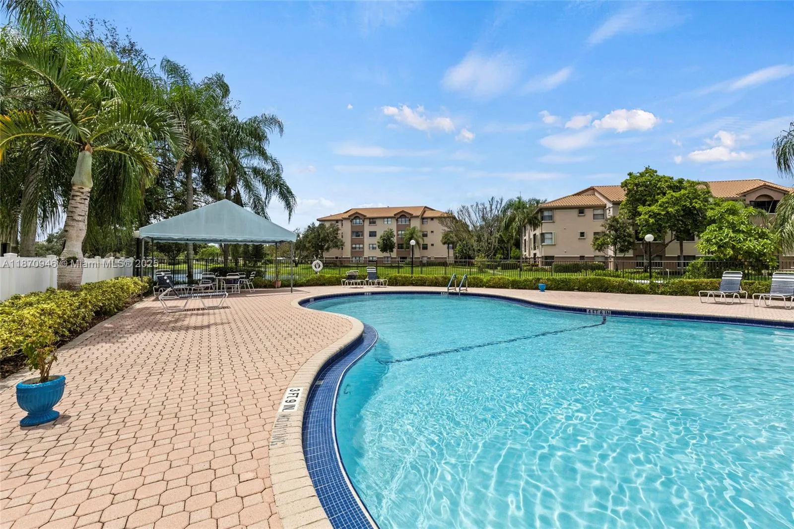 4300 NW 30th St, #248