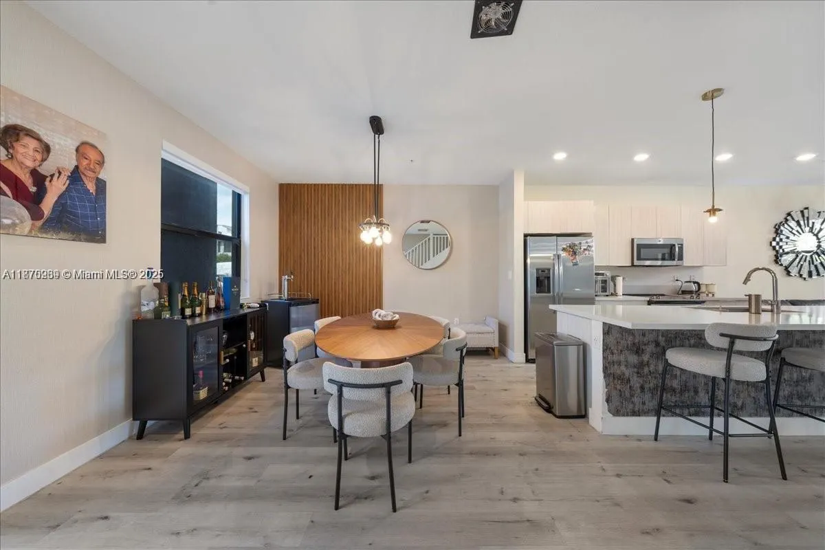 10413 NW 82nd St, #9