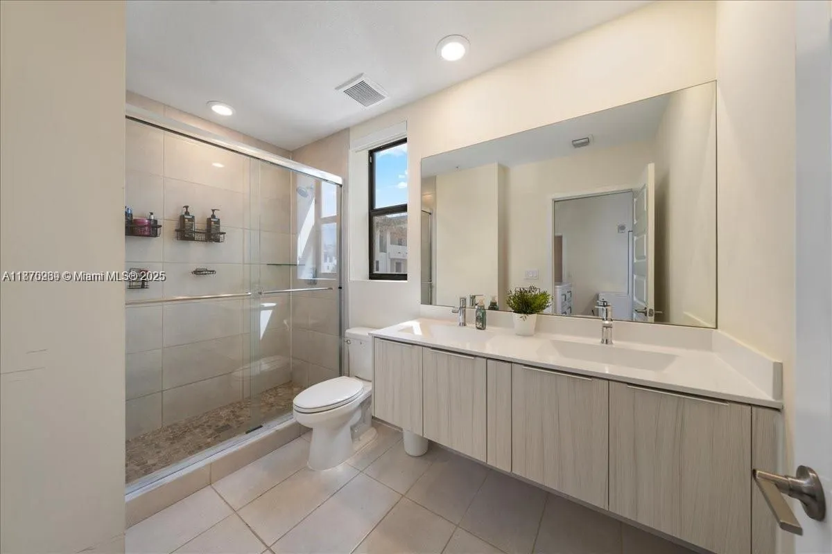 10413 NW 82nd St, #9