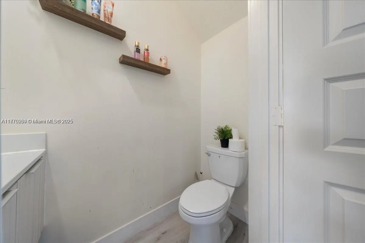 10413 NW 82nd St, #9