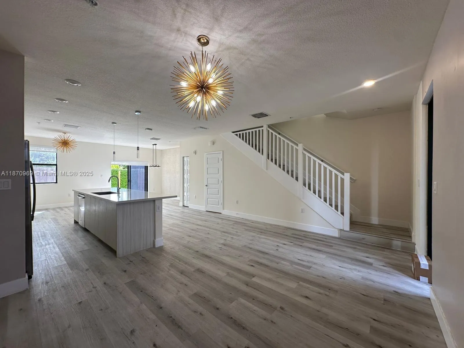 10413 NW 82nd St, #9