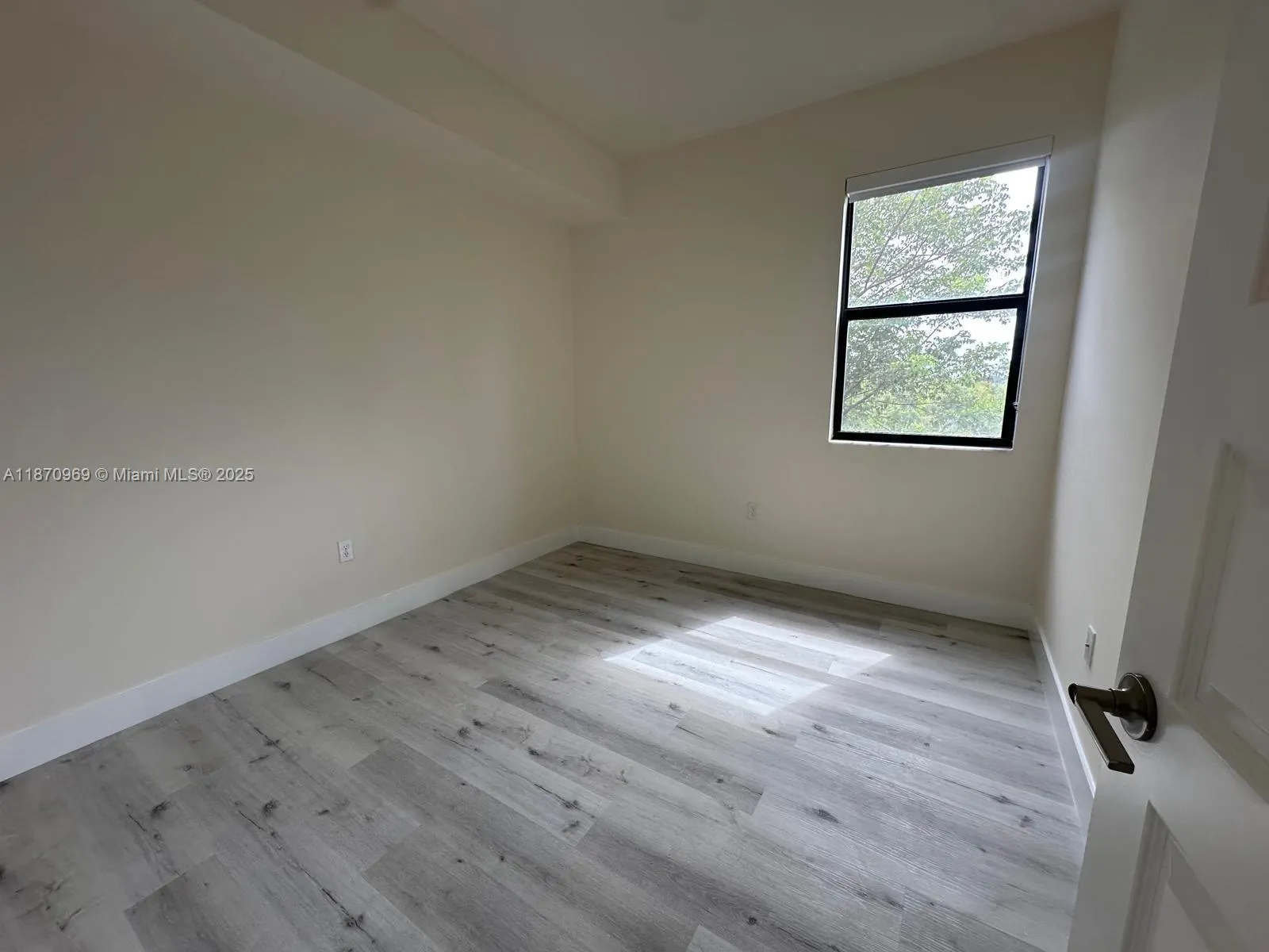 10413 NW 82nd St, #9