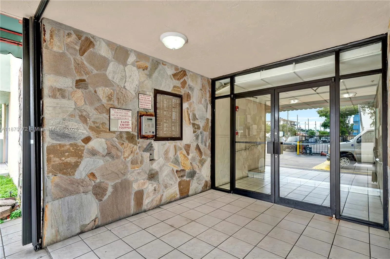 5055 NW 7th St, #806