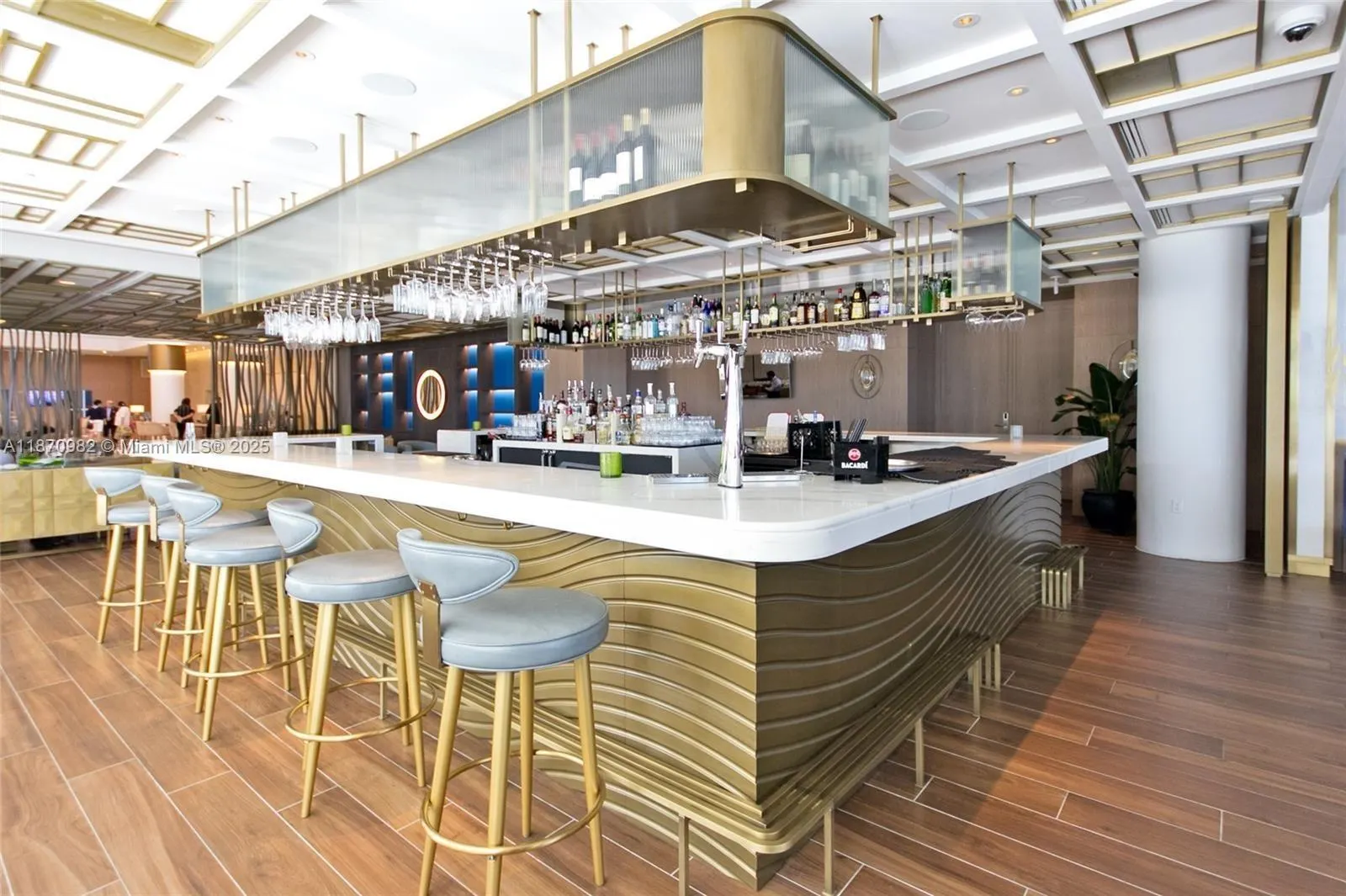 6799 Collins Ave, #1601