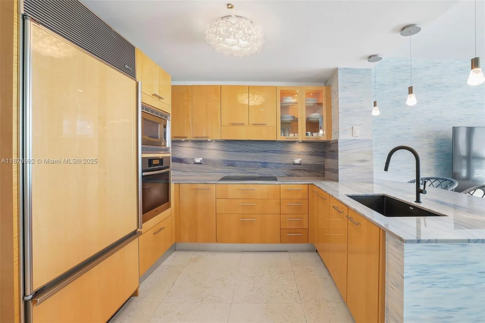 6799 Collins Ave, #1601