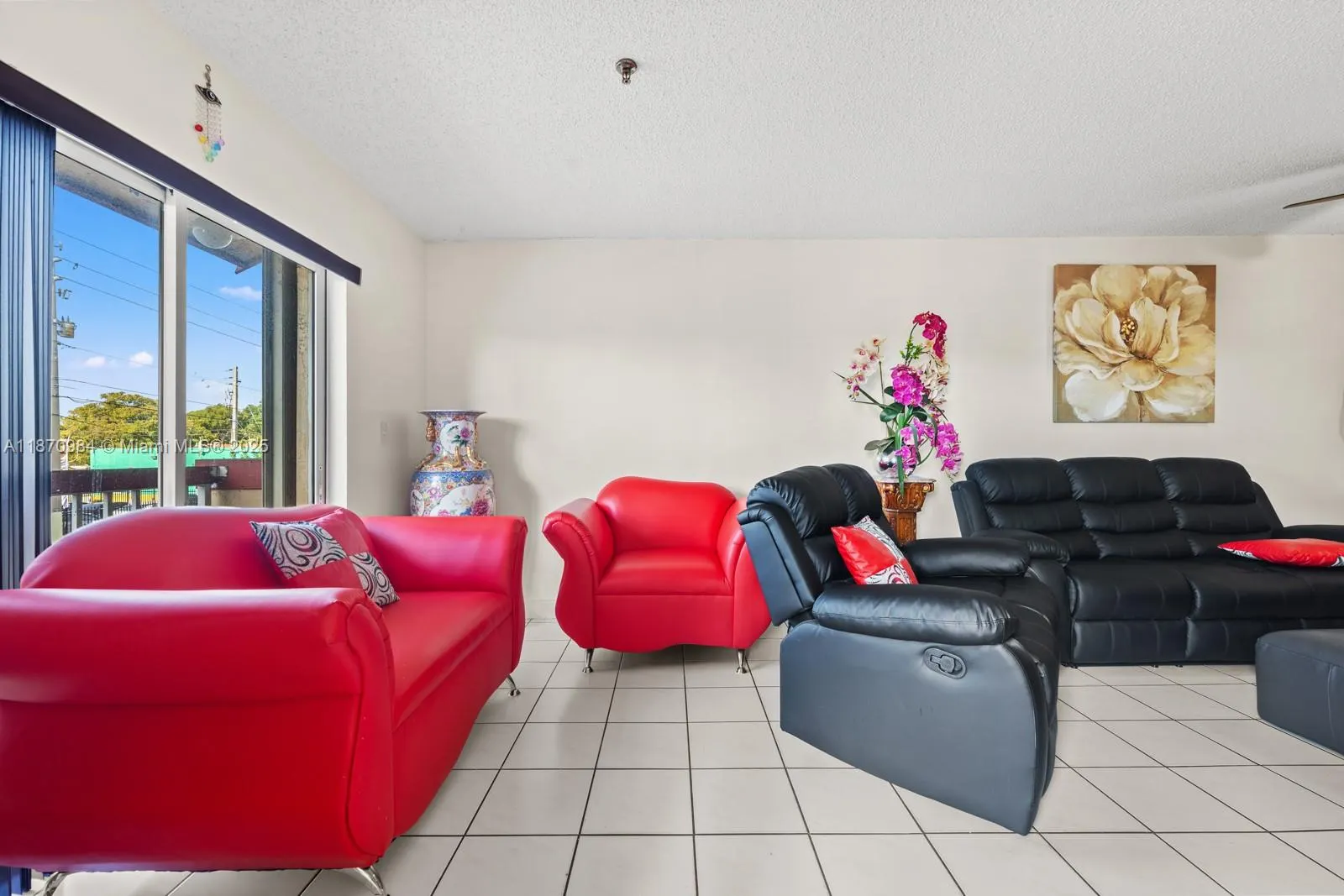 1699 SW 7th St, ## 203