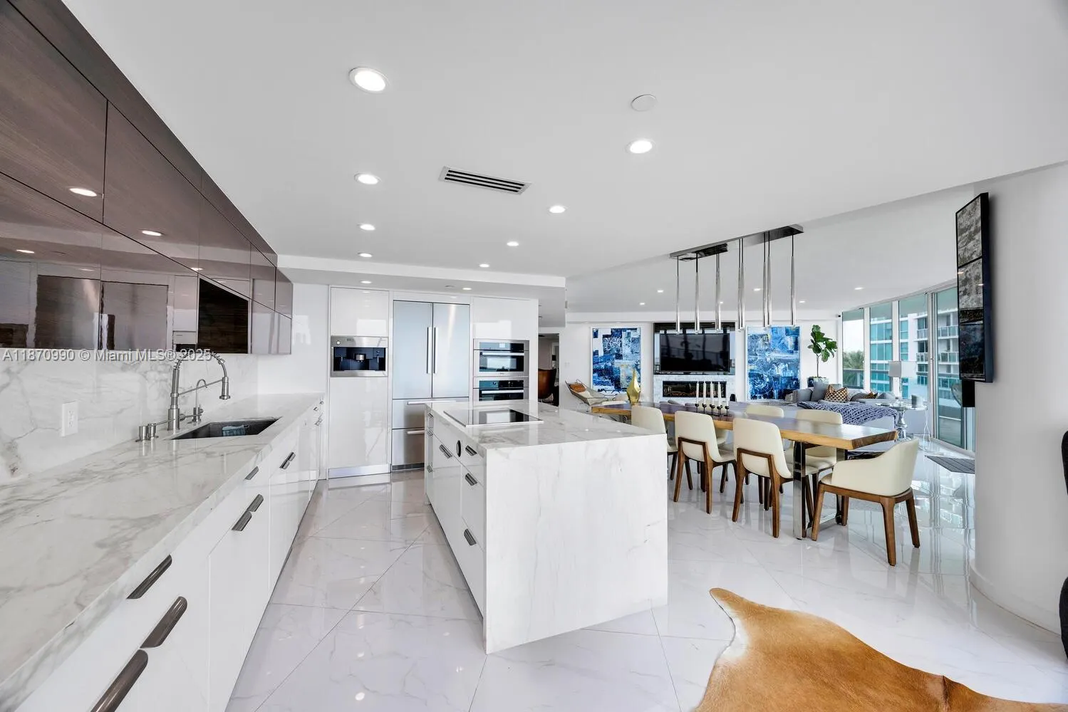 2127 Brickell Ave, #801