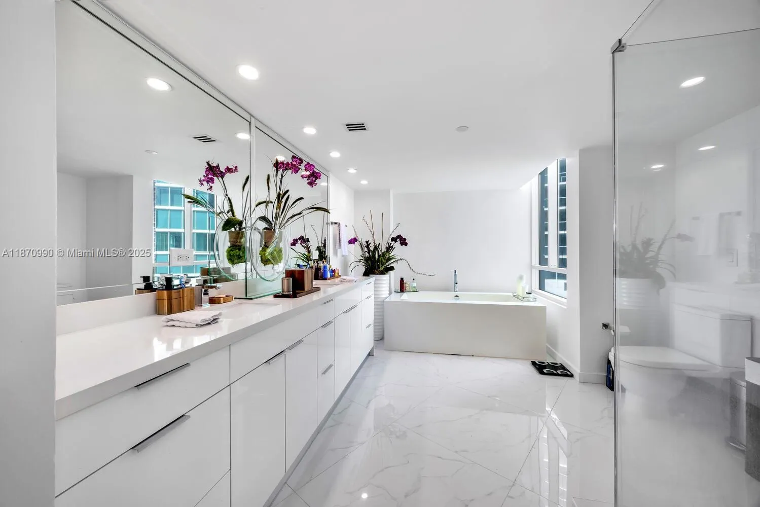 2127 Brickell Ave, #801