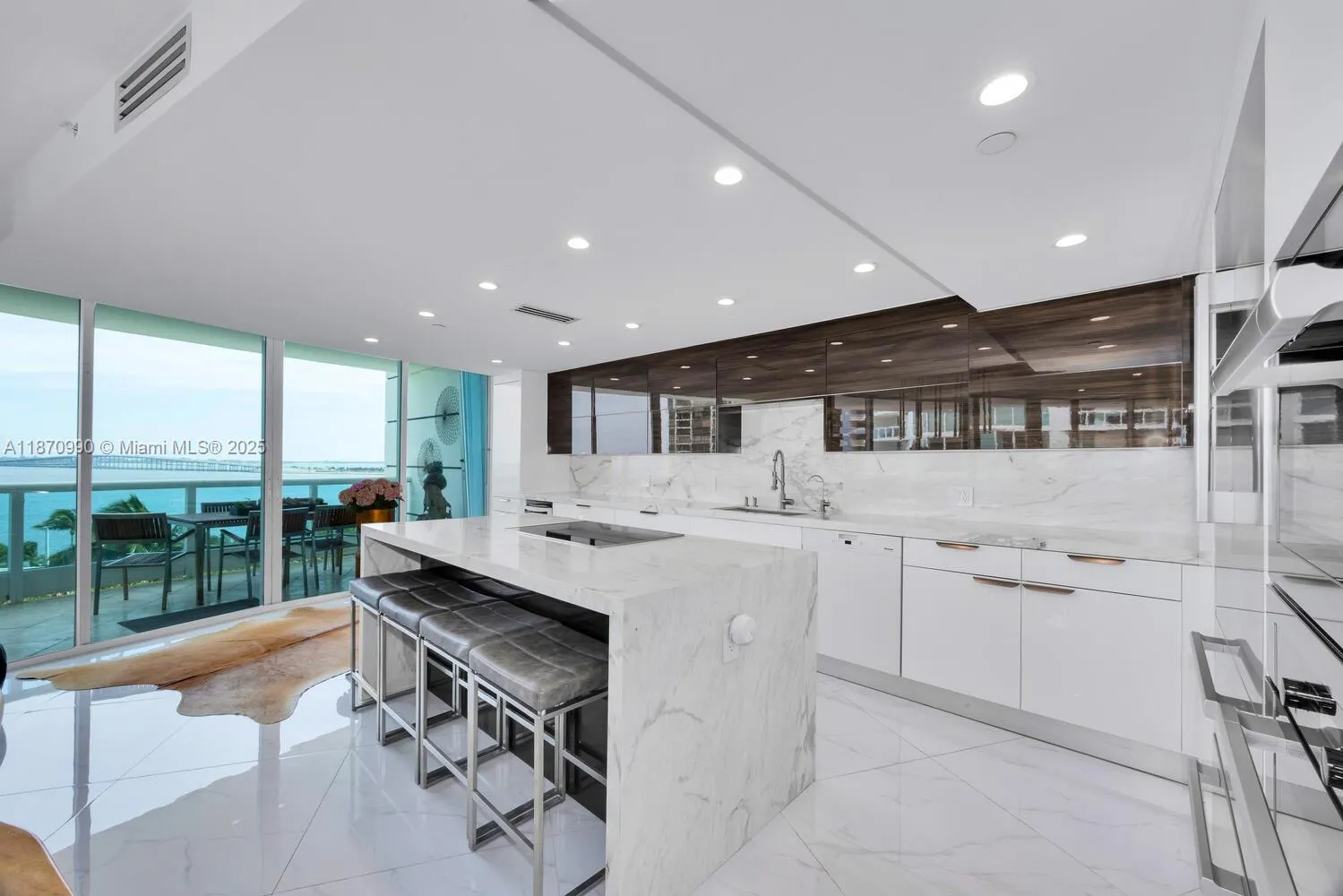 2127 Brickell Ave, #801