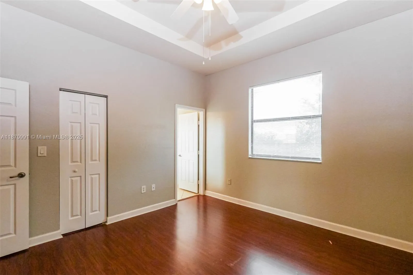 457 SE 37th Pl