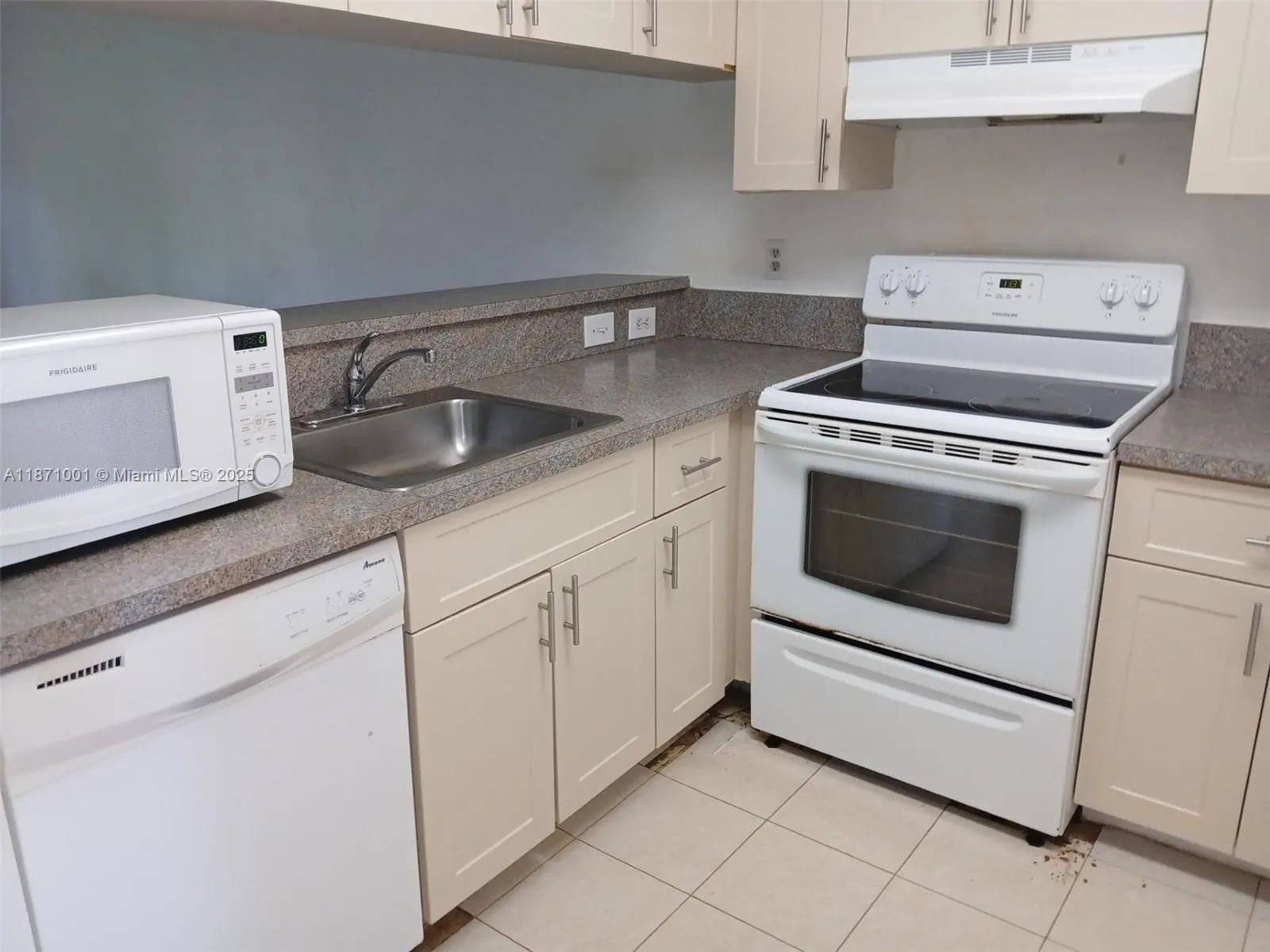 9937 Nob Hill Ct, #9937