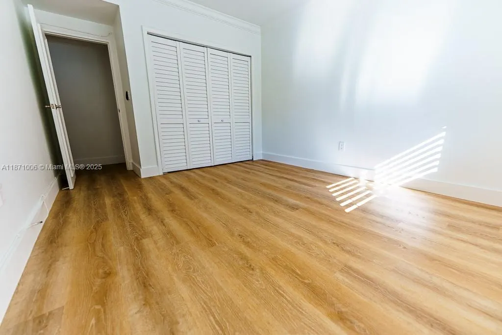 95 Edgewater Dr, #105