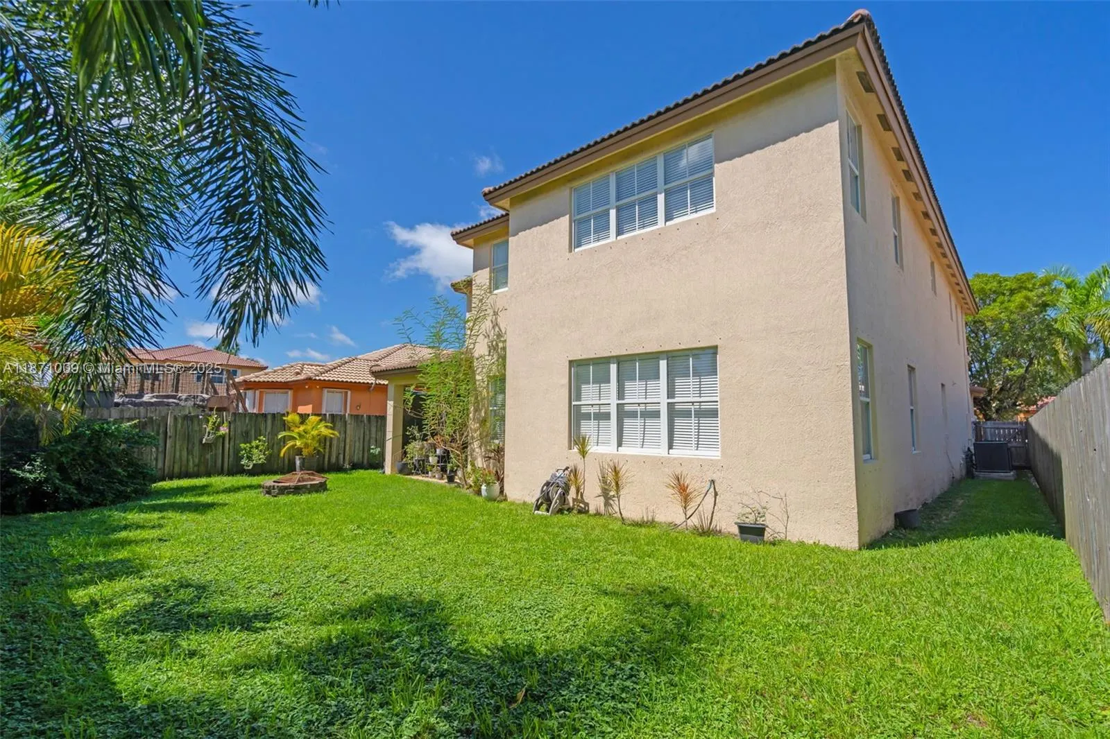8467 NW 110th Pl