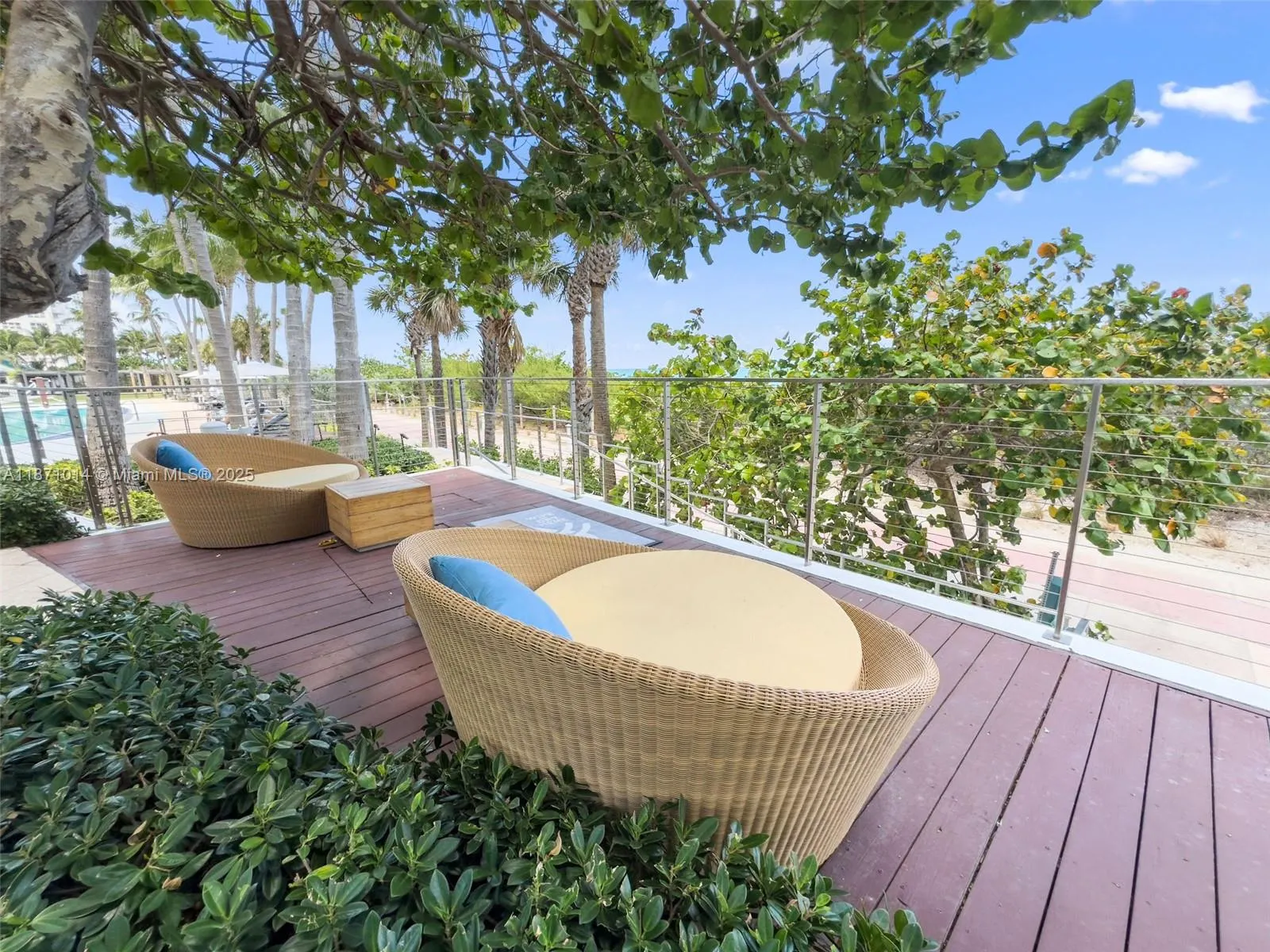 6801 Collins Ave, #508