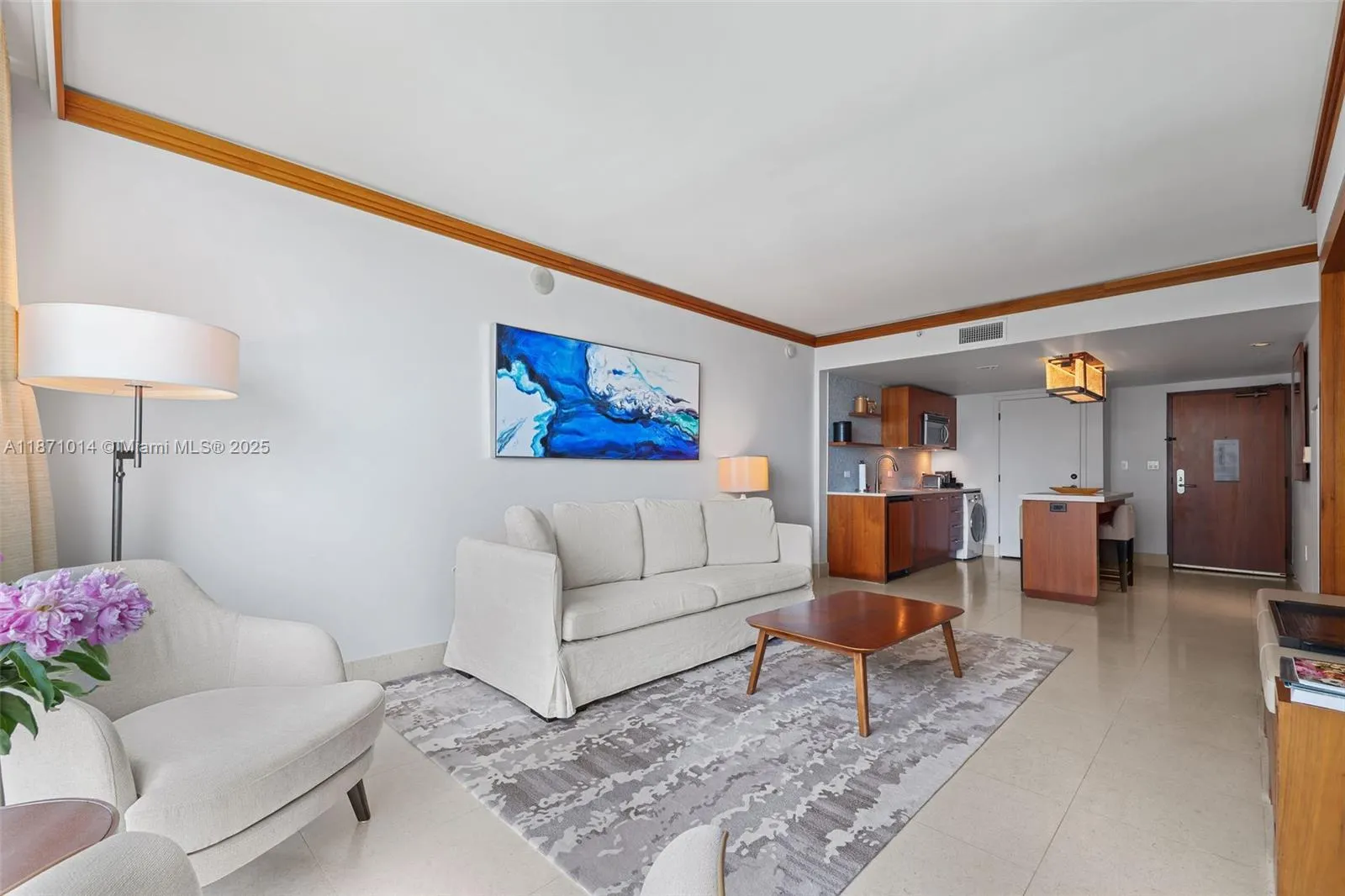 6801 Collins Ave, #508