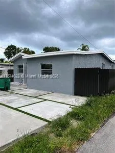 7721 NW 10th Ave, #1