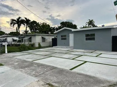 7721 NW 10th Ave, #1